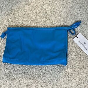 Vera Bradley Women's Trapeze Cosmetic Bag in Blue Aster NWT